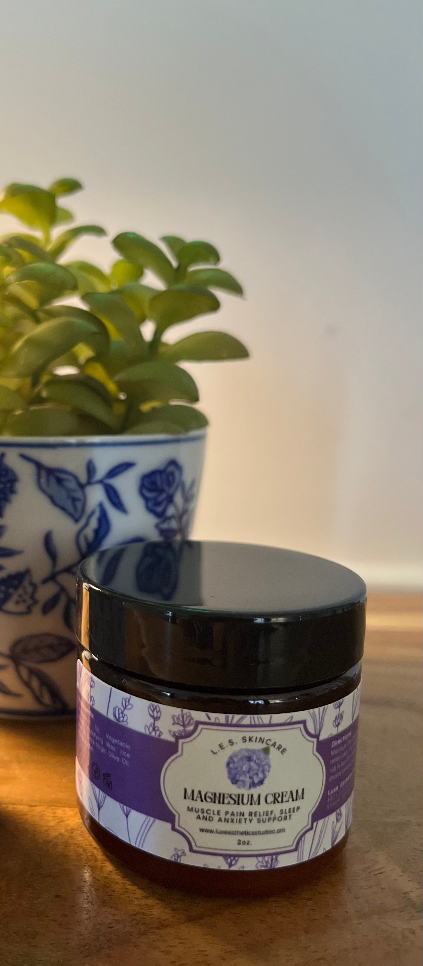 L.E.S. Magnesium Cream - Muscle Pain Relief
